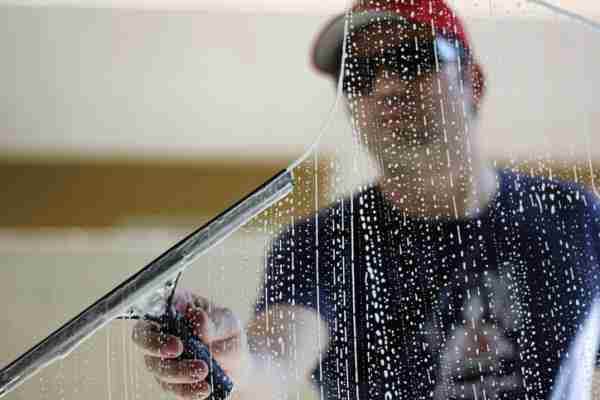 What to Expect from Professional Window Cleaning