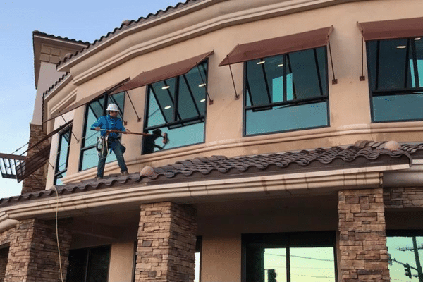 Why DIY Commercial Window Cleaning Is Not a Good Idea